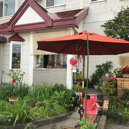 Guest House Chara Hirosaki Ngoại thất bức ảnh